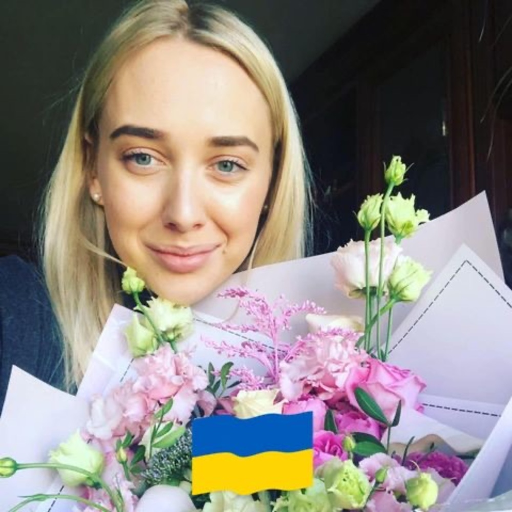 Meet your Posher, Юлия